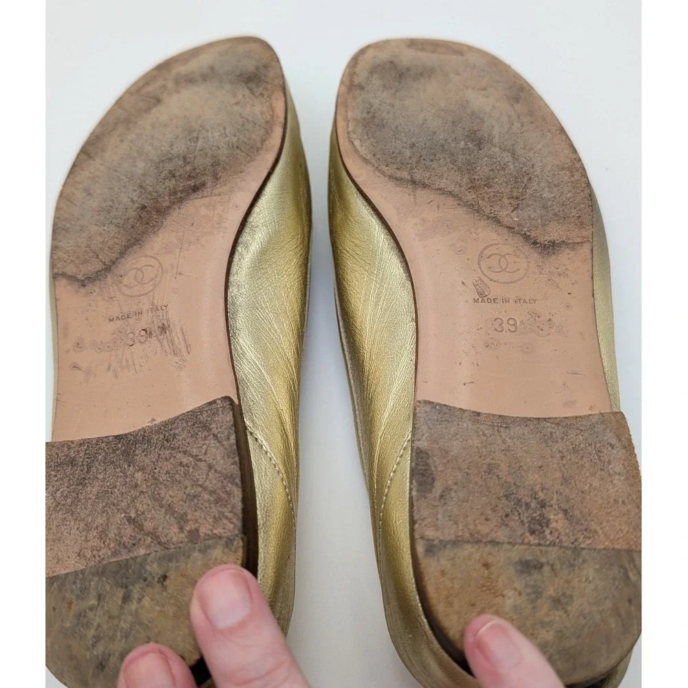 Chanel Gold Metallic Leather CC Logo Loafers Flats Made in Italy Size 39.5